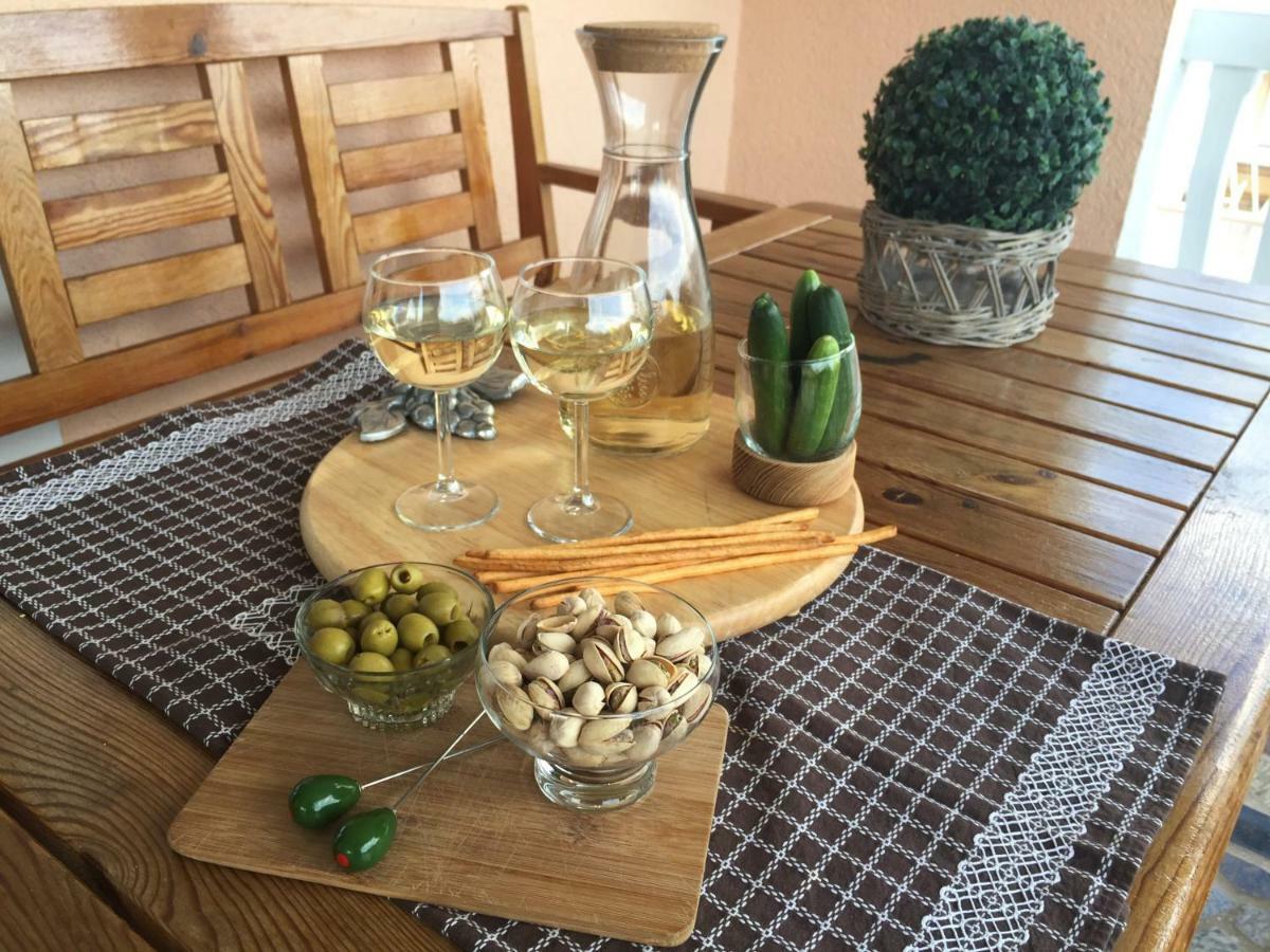 Apartments Villa Dolmar 沃迪切 外观 照片